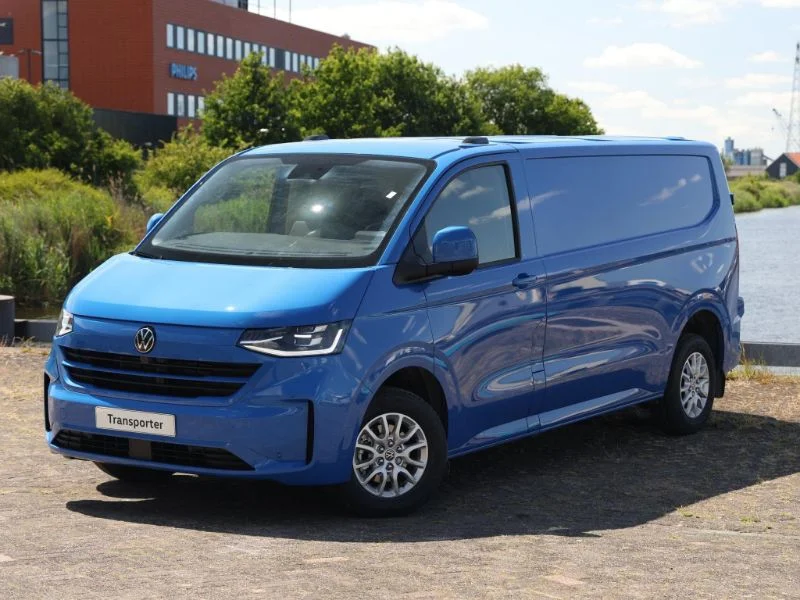 Volkswagen Transporter 71kWh EV 34 L2H1 Style 210kW RWD automaat