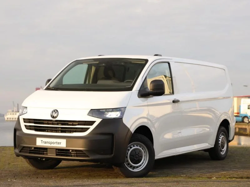 Volkswagen Transporter 64kWh EV Bestelwagen L2 Elektromotor 100kW Elektrische aandrijving RWD 3500 mm automaat